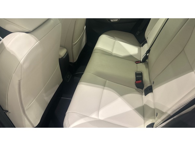 Lexus LBX 1.5 HEV Elegant Plus 100 kW (136 CV)