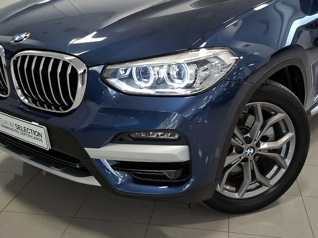 BMW X3 xDrive20d color Azul. Año 2021. 140KW(190CV). Diésel. En concesionario Automoviles Bertolin, S.L. de Valencia