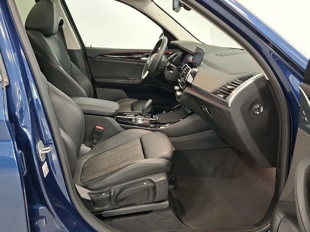 BMW X3 xDrive20d color Azul. Año 2021. 140KW(190CV). Diésel. En concesionario Automoviles Bertolin, S.L. de Valencia