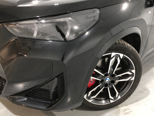 BMW X1 xDrive20d color Negro. Año 2025. 120KW(163CV). Diésel. En concesionario Auto Premier, S.A. - MADRID de Madrid