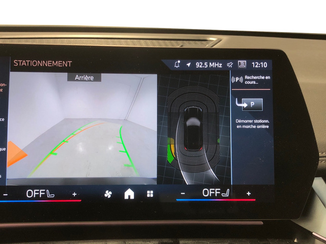 BMW X1 xDrive20d color Negro. Año 2025. 120KW(163CV). Diésel. En concesionario Auto Premier, S.A. - MADRID de Madrid