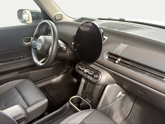 fotoG 7 del MINI MINI 5 Puertas Cooper C 115 kW (156 CV) 156cv Gasolina del 2025 en Granada