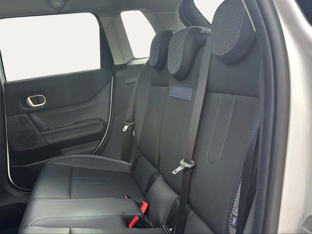 fotoG 8 del MINI MINI 5 Puertas Cooper C 115 kW (156 CV) 156cv Gasolina del 2025 en Granada