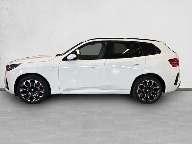 BMW X3 xDrive20d color Blanco. Año 2024. 145KW(197CV). Diésel. En concesionario Enekuri Motor de Vizcaya