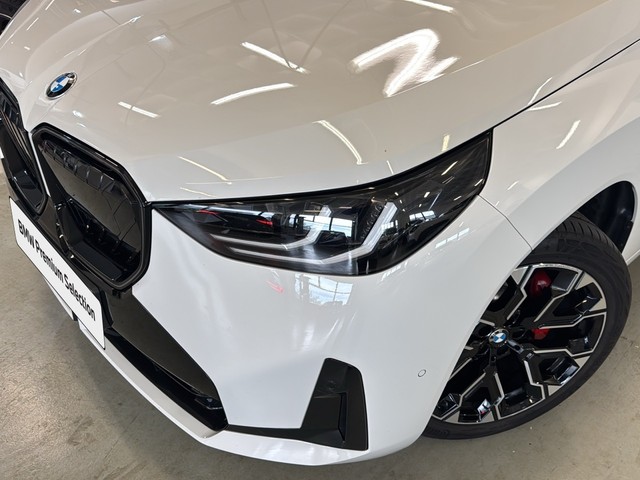 BMW X3 xDrive20d color Blanco. Año 2024. 145KW(197CV). Diésel. En concesionario Enekuri Motor de Vizcaya