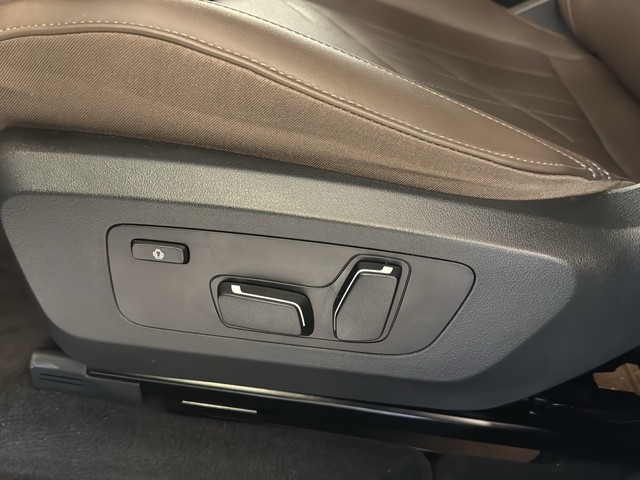 BMW X3 xDrive20d color Blanco. Año 2024. 145KW(197CV). Diésel. En concesionario Enekuri Motor de Vizcaya