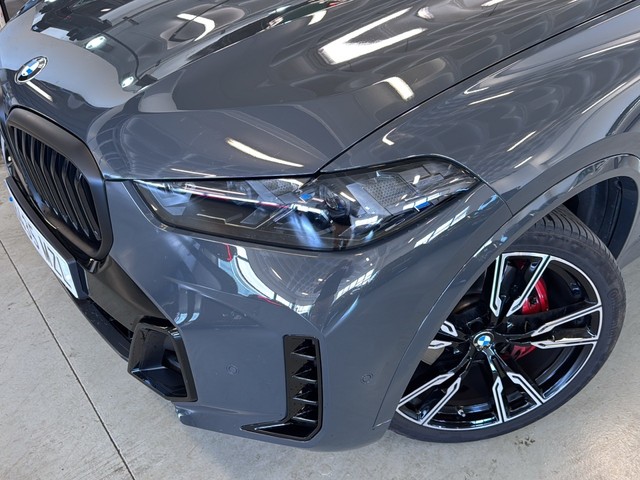 BMW X5 xDrive30d color Marrón. Año 2025. 219KW(298CV). Diésel. En concesionario Enekuri Motor de Vizcaya