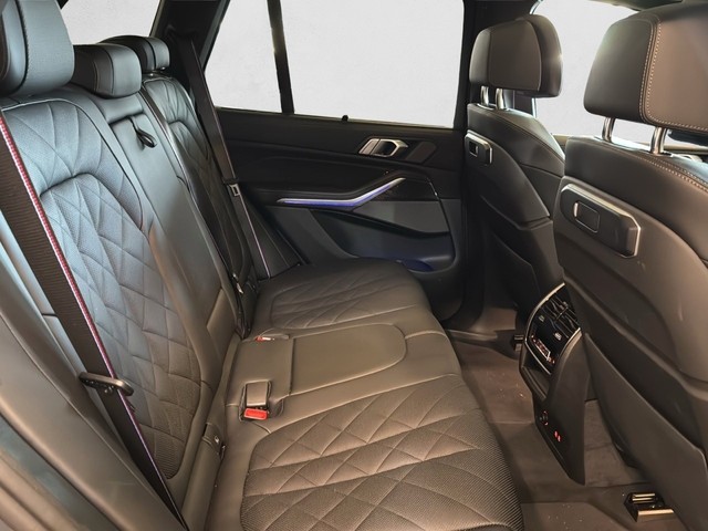 BMW X5 xDrive30d color Marrón. Año 2025. 219KW(298CV). Diésel. En concesionario Enekuri Motor de Vizcaya