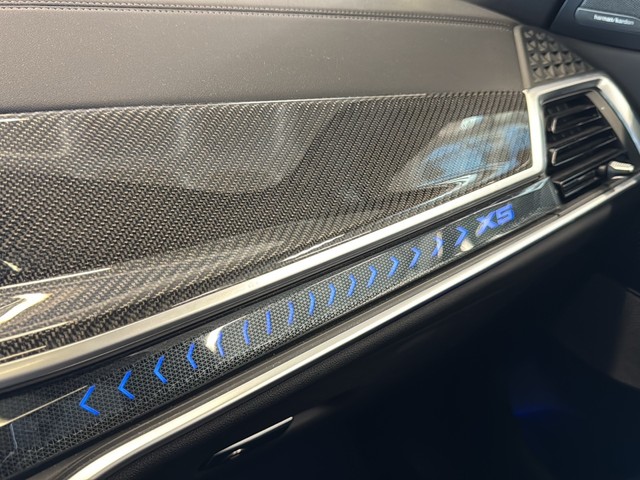 BMW X5 xDrive30d color Marrón. Año 2025. 219KW(298CV). Diésel. En concesionario Enekuri Motor de Vizcaya