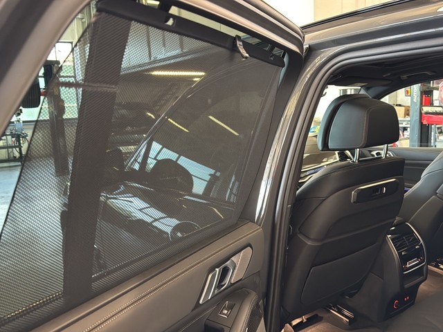 BMW X5 xDrive30d color Marrón. Año 2025. 219KW(298CV). Diésel. En concesionario Enekuri Motor de Vizcaya