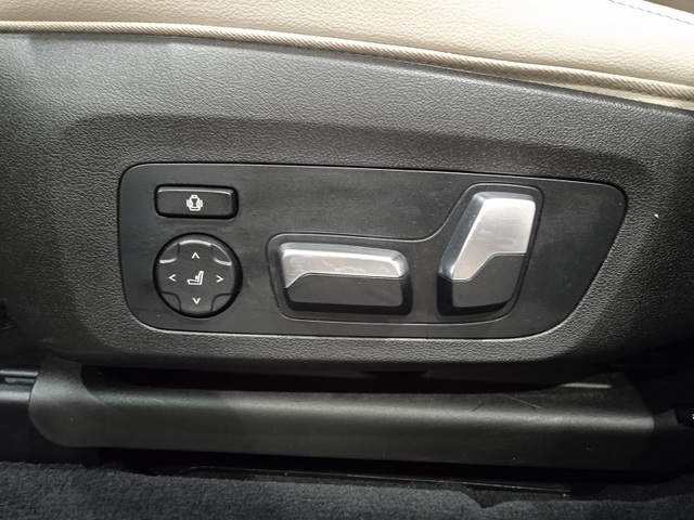 BMW X3 M40i color Negro. Año 2018. 265KW(360CV). Gasolina. En concesionario ALBAMOCION CIUDAD REAL de Ciudad Real