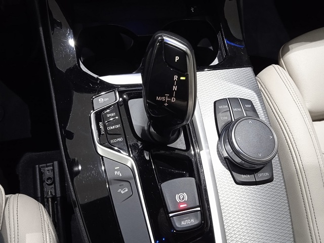 BMW X3 M40i color Negro. Año 2018. 265KW(360CV). Gasolina. En concesionario ALBAMOCION CIUDAD REAL de Ciudad Real