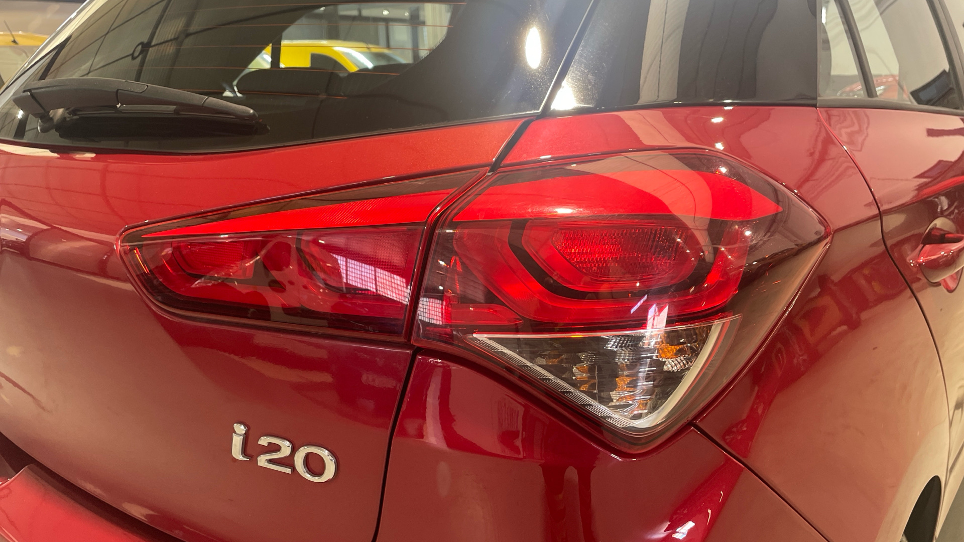 Hyundai i20 1.2 MPI en Barcelona