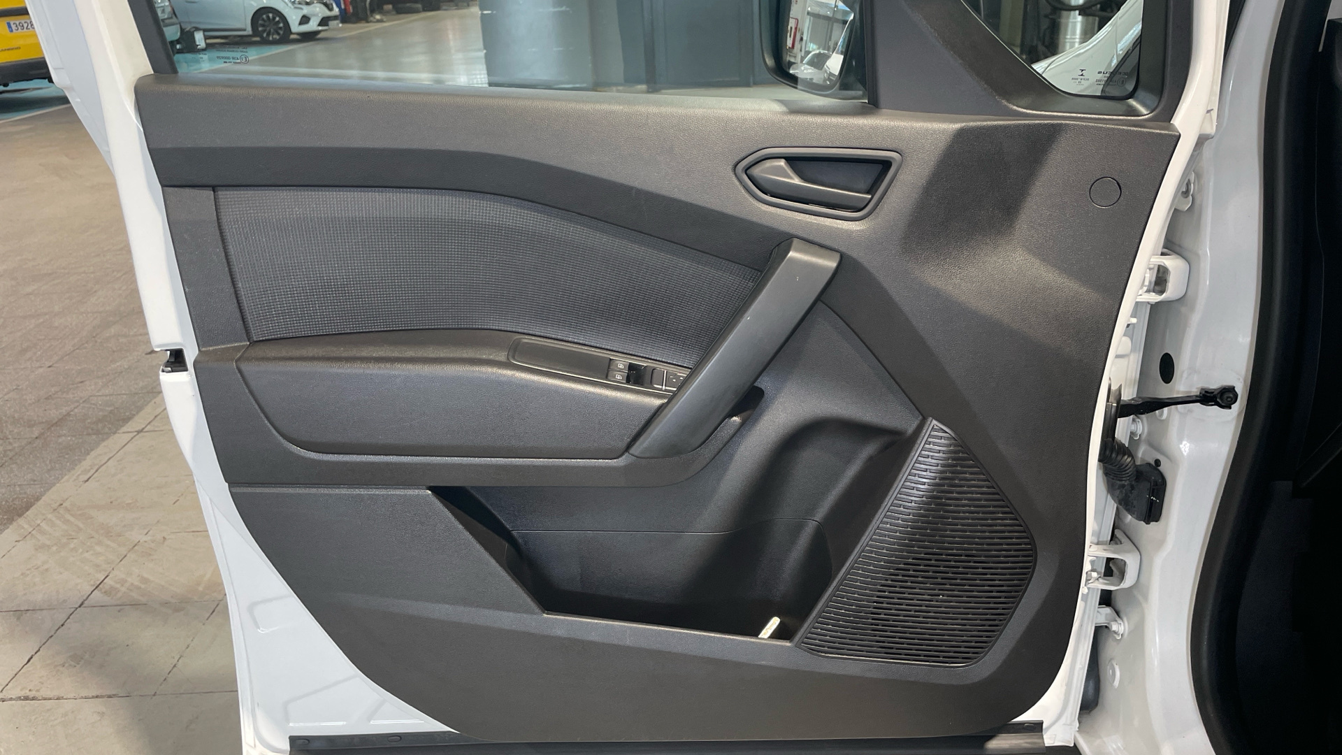 Renault Kangoo Furgon dCi 95 en Barcelona