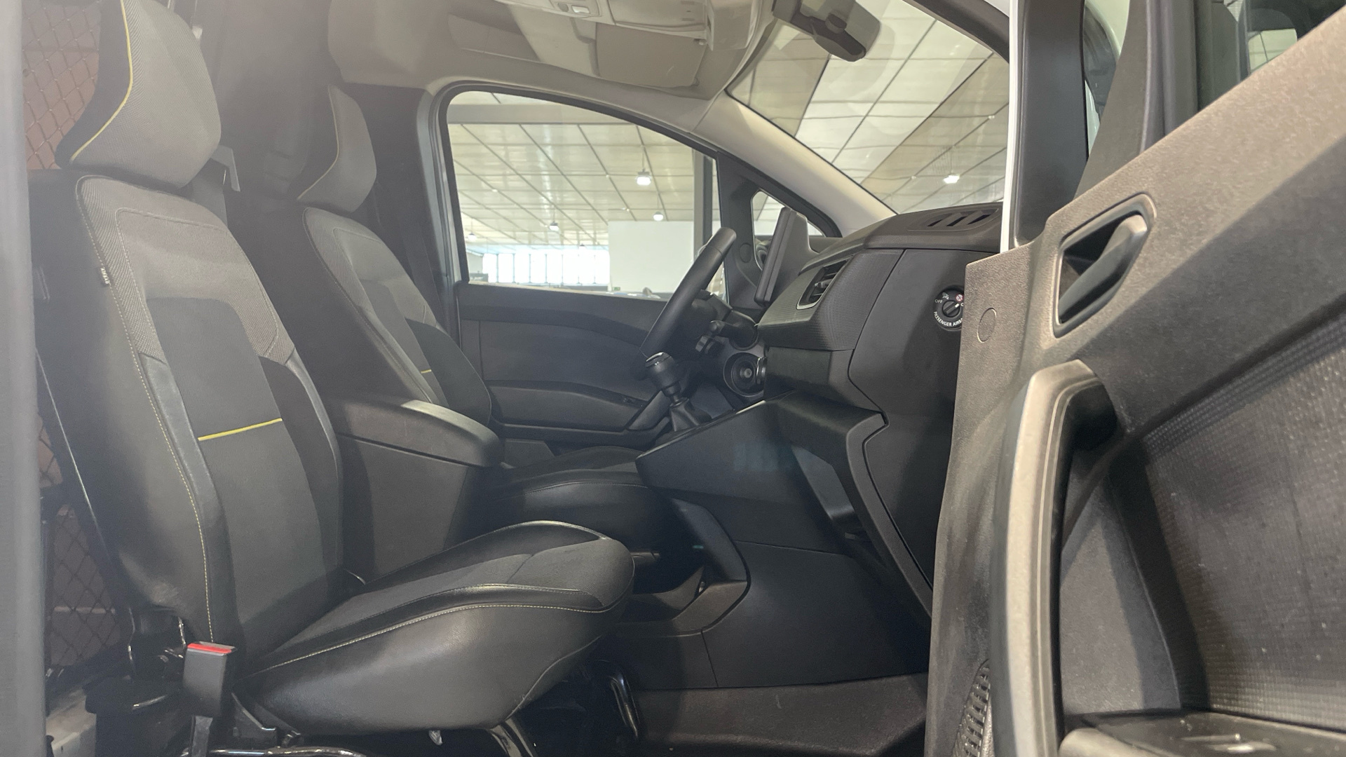 Renault Kangoo Furgon dCi 95 en Barcelona