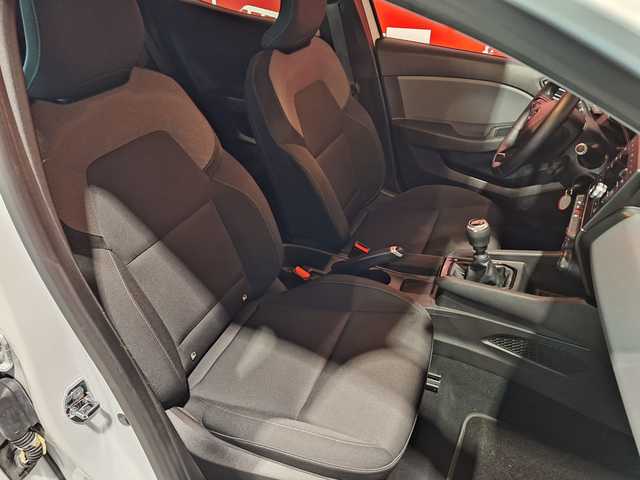 Renault Clio Business Blue dCi 63 kW (85 CV)