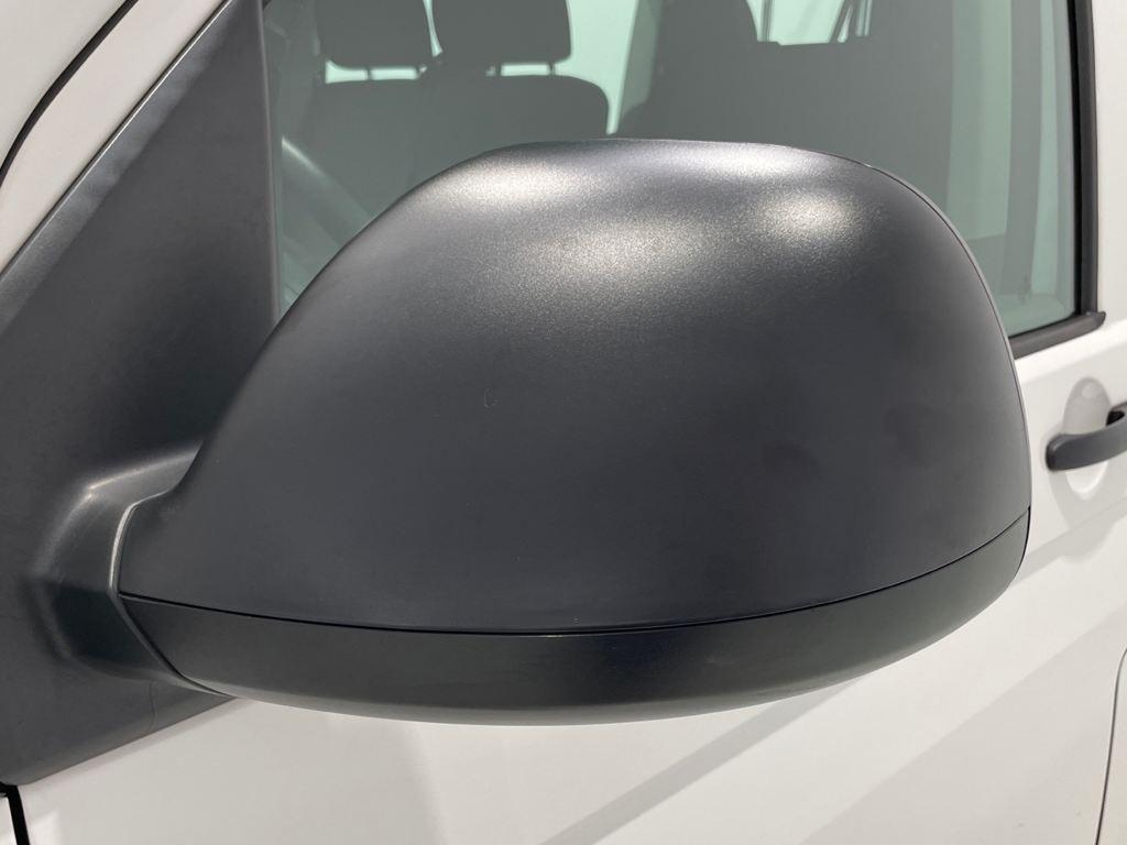 Volkswagen Caravelle 2.0 TDI en Barcelona