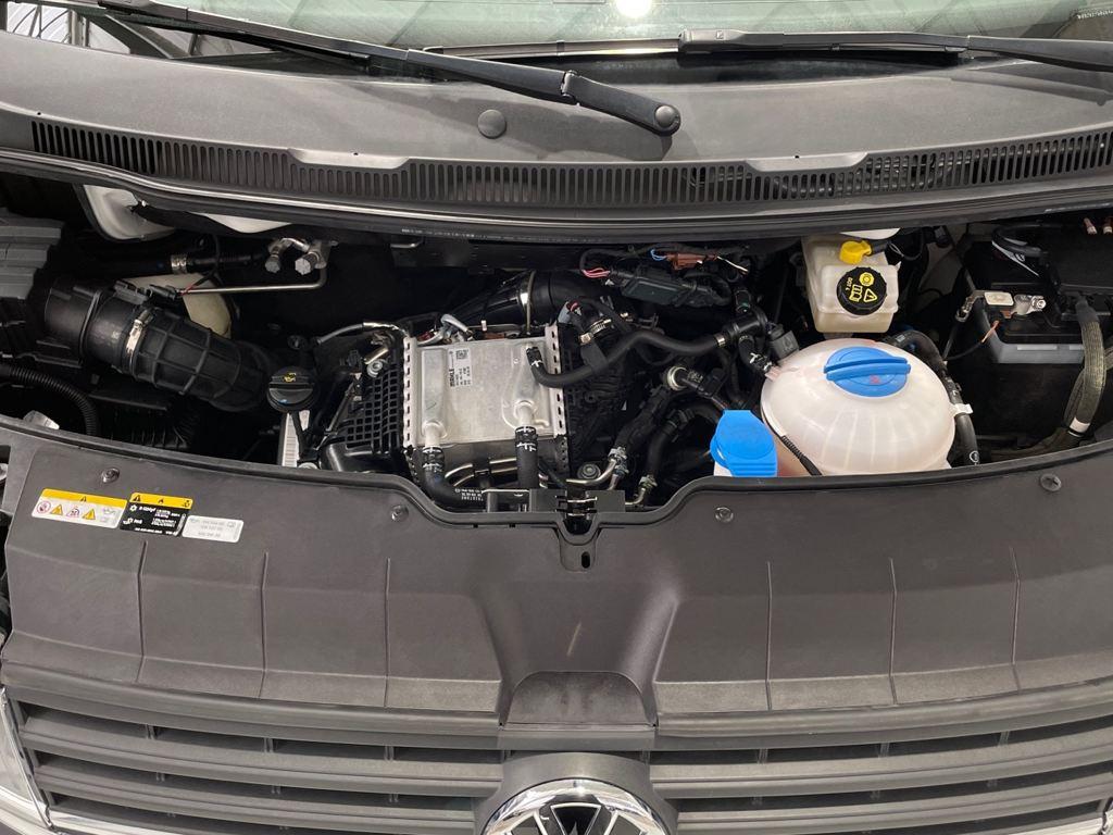 Volkswagen Caravelle 2.0 TDI en Barcelona