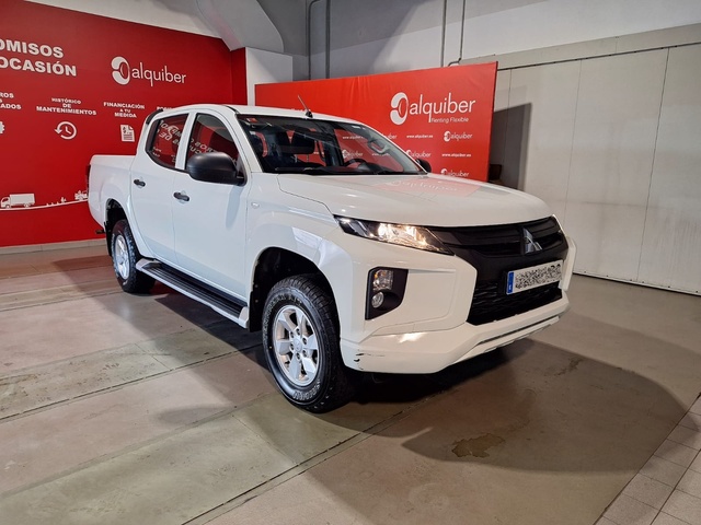 Mitsubishi L200 220 DI-D M-Pro Auto 110 kW (150 CV)