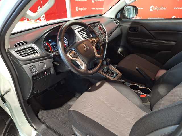 Mitsubishi L200 220 DI-D M-Pro Auto 110 kW (150 CV)