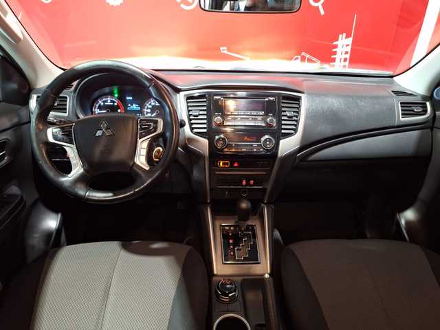 Mitsubishi L200 220 DI-D M-Pro Auto 110 kW (150 CV)