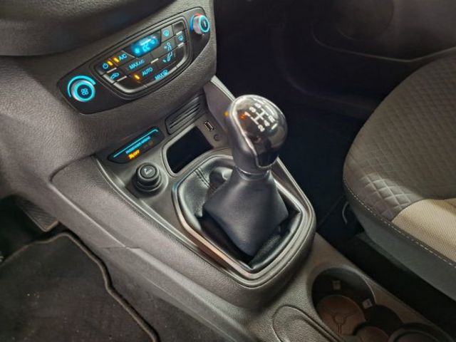 Ford Tourneo Courier 1.0 EcoBoost Titanium 74 kW (100 CV)