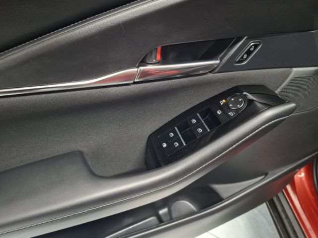 Mazda CX-30 2.0 Skyactiv-G Zenith 2WD 90 kW (122 CV)