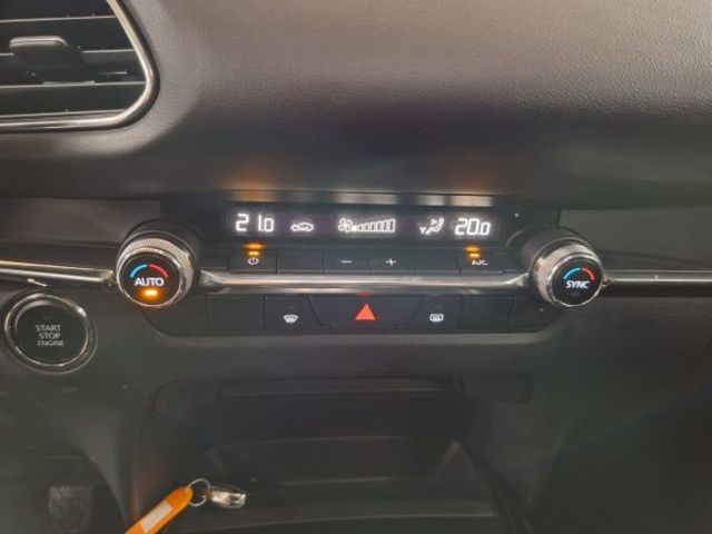 Mazda CX-30 2.0 Skyactiv-G Zenith 2WD 90 kW (122 CV)