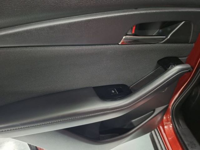 Mazda CX-30 2.0 Skyactiv-G Zenith 2WD 90 kW (122 CV)