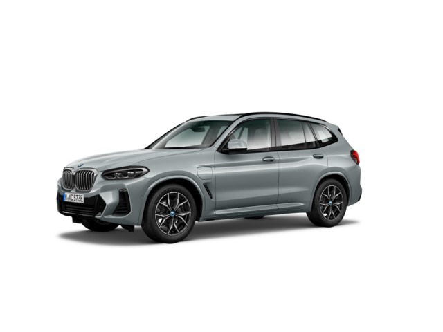 BMW X3 xDrive30e color Gris. Año 2024. 215KW(292CV). Híbrido Electro/Gasolina. En concesionario Barcelona Premium -- GRAN VIA de Barcelona