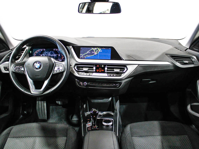 BMW Serie 2 216d Gran Coupe color Negro. Año 2024. 85KW(116CV). Diésel. En concesionario Barcelona Premium -- GRAN VIA de Barcelona