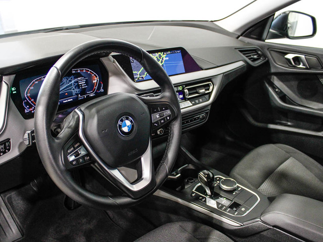 BMW Serie 2 216d Gran Coupe color Negro. Año 2024. 85KW(116CV). Diésel. En concesionario Barcelona Premium -- GRAN VIA de Barcelona