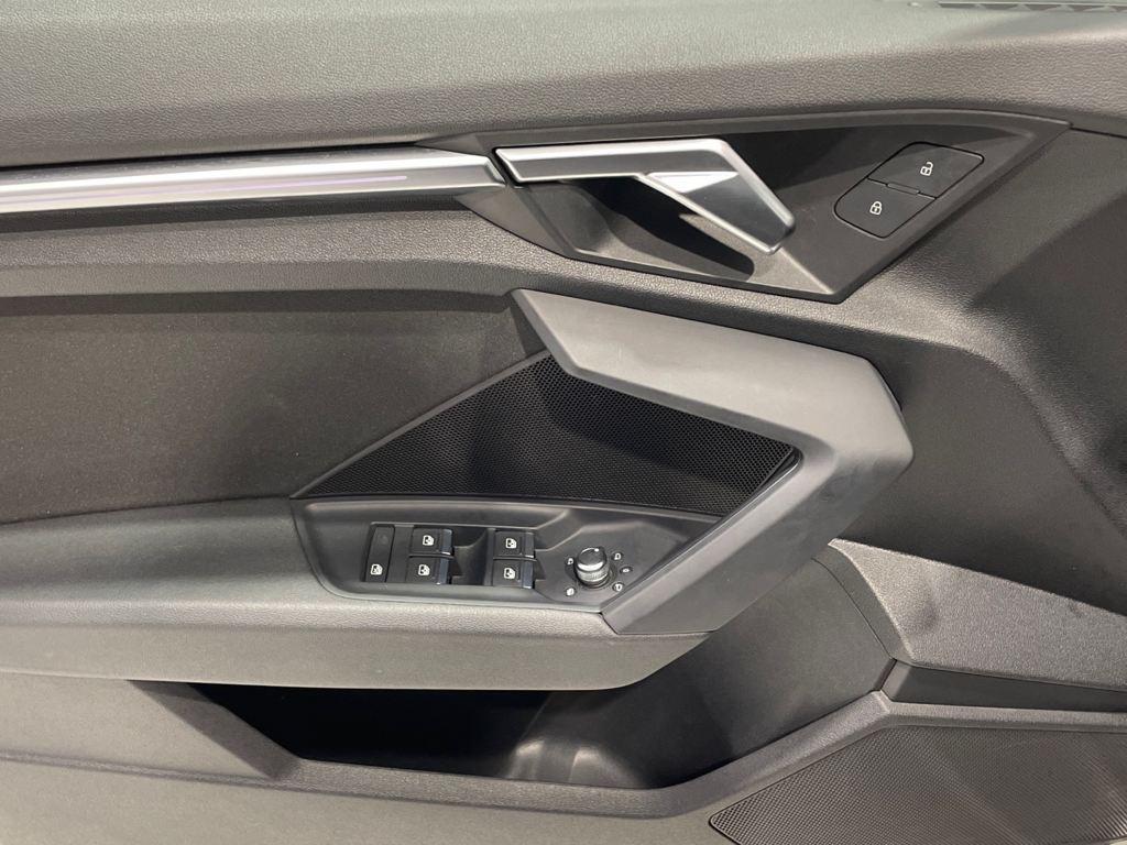 Audi A3 Sportback 30 TFSI en Barcelona