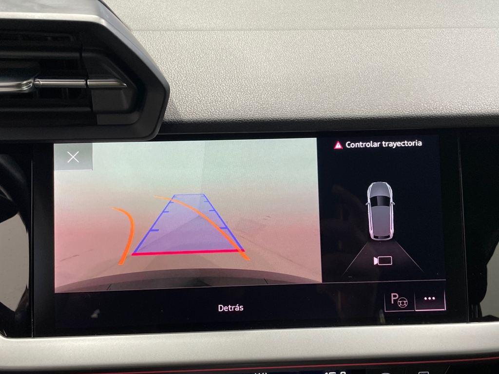 Audi A3 Sportback 30 TFSI en Barcelona