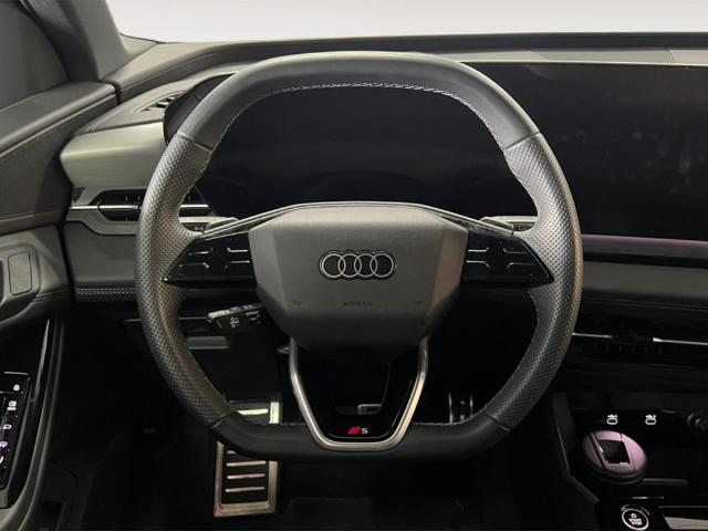 Foto 10 Audi Q6 e-tron Black line quattro 285 kW (388 CV)