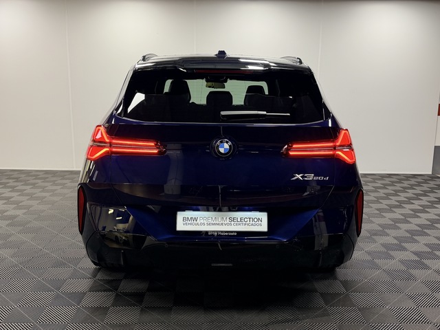 BMW X3 xDrive20d color Azul. Año 2025. 145KW(197CV). Diésel. En concesionario Maberauto de Castellón