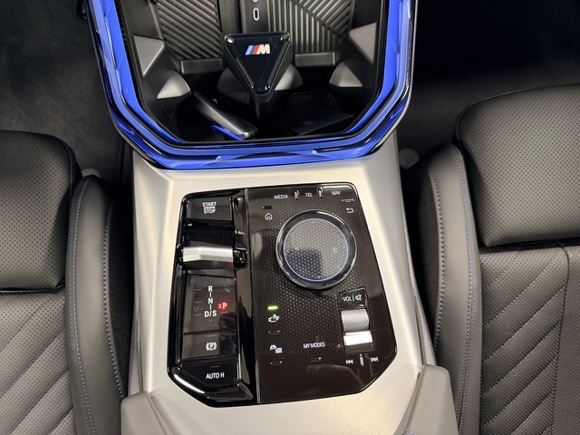 BMW X3 xDrive20d color Azul. Año 2025. 145KW(197CV). Diésel. En concesionario Maberauto de Castellón