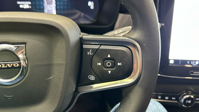 Foto 20 Volvo C40 Recharge Single Plus Auto 175 kW (238 CV)