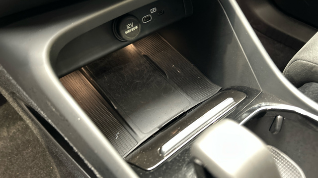 Foto 56 Volvo C40 Recharge Single Plus Auto 175 kW (238 CV)