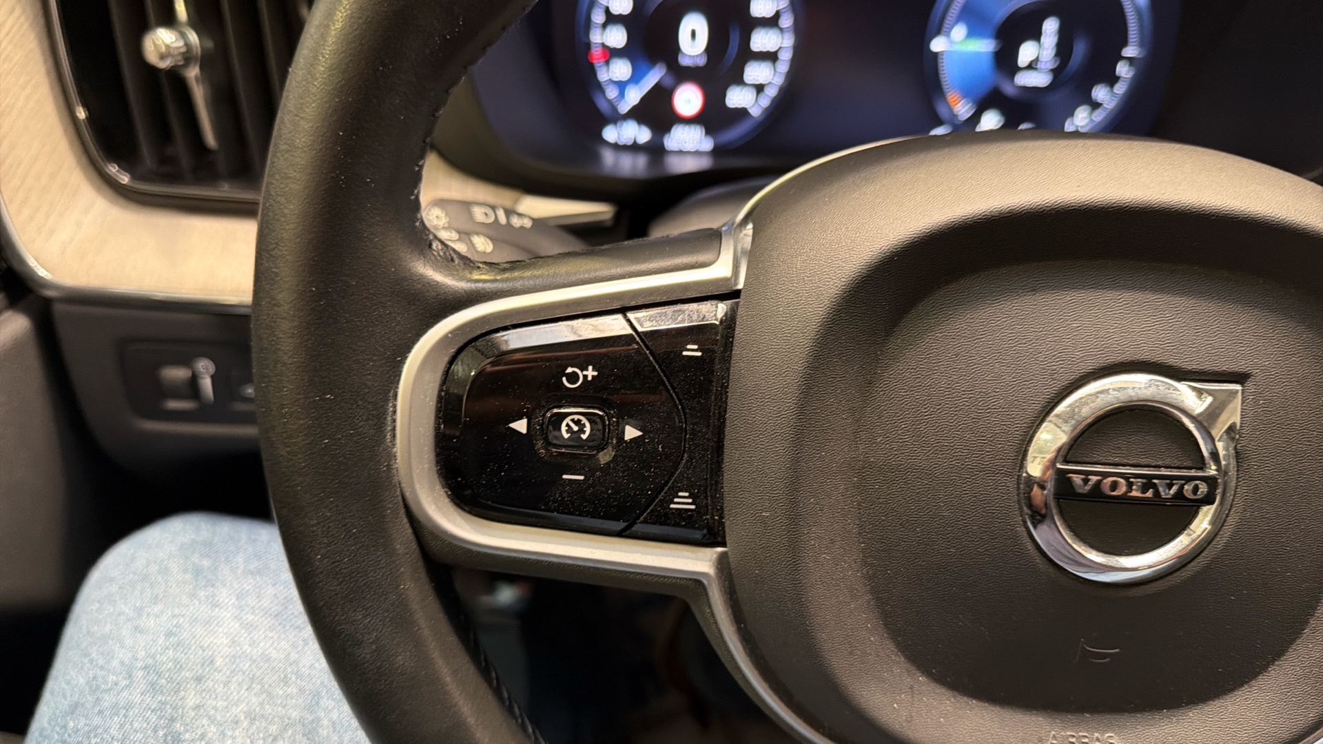 Volvo XC60 segunda mano 88123475 - 19 Volvo XC60 segunda mano 88123475 - 19