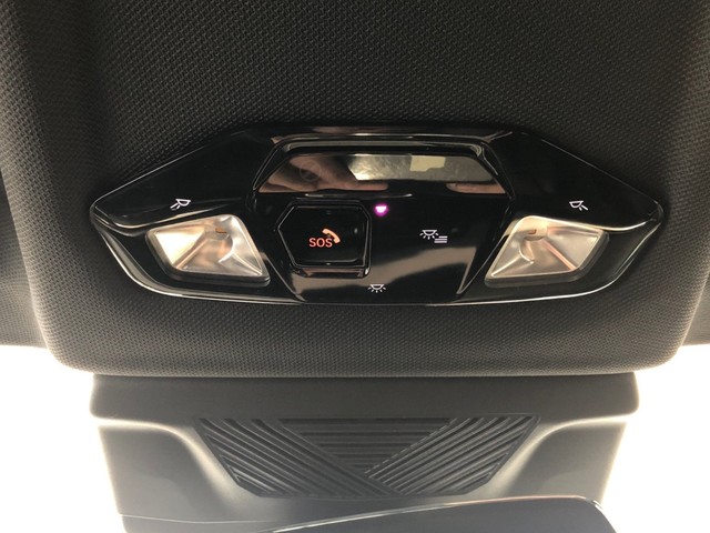 BMW X2 sDrive20d color Verde. Año 2025. 120KW(163CV). Diésel. En concesionario Vehinter Getafe de Madrid