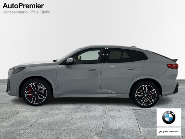 BMW X2 sDrive20d color Gris. Año 2025. 120KW(163CV). Diésel. En concesionario Auto Premier, S.A. - MADRID de Madrid