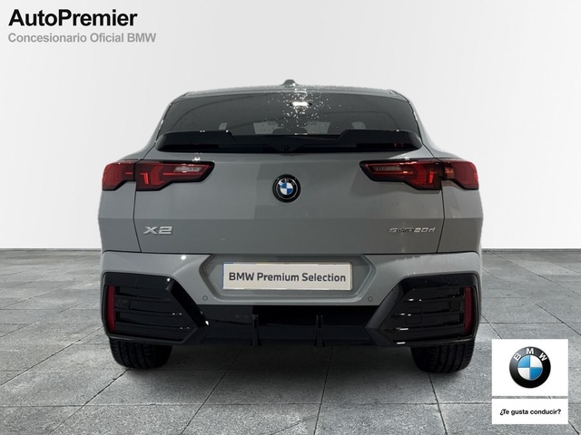BMW X2 sDrive20d color Gris. Año 2025. 120KW(163CV). Diésel. En concesionario Auto Premier, S.A. - MADRID de Madrid
