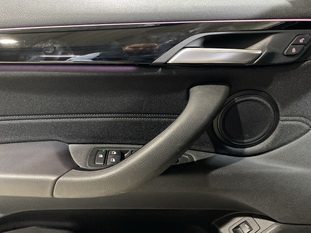 BMW X2 sDrive18d color Gris. Año 2022. 110KW(150CV). Diésel. En concesionario Hispamovil Elche de Alicante