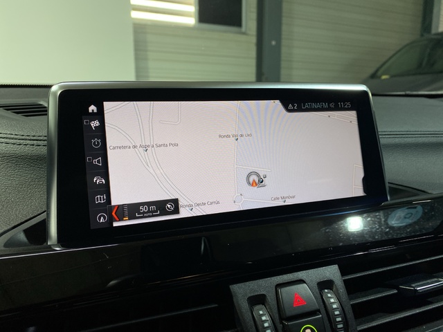 BMW X2 sDrive18d color Gris. Año 2022. 110KW(150CV). Diésel. En concesionario Hispamovil Elche de Alicante