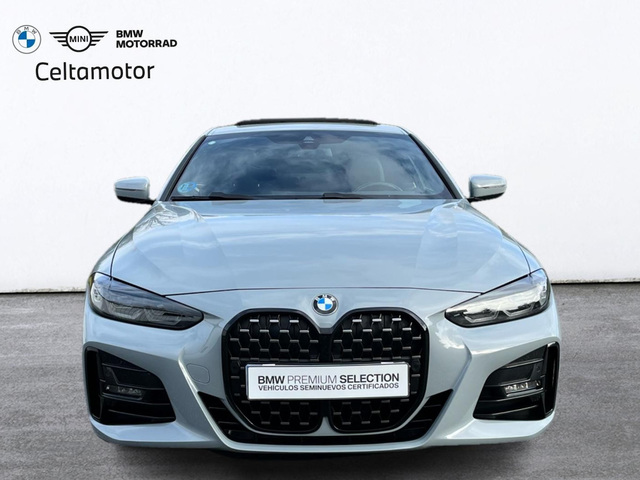 BMW Serie 4 420d Coupe color Gris. Año 2024. 140KW(190CV). Diésel. En concesionario Celtamotor Vigo de Pontevedra
