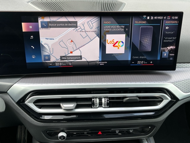 BMW Serie 4 420d Coupe color Gris. Año 2024. 140KW(190CV). Diésel. En concesionario Celtamotor Vigo de Pontevedra