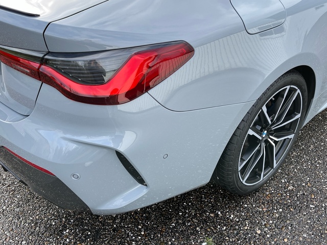 BMW Serie 4 420d Coupe color Gris. Año 2024. 140KW(190CV). Diésel. En concesionario Celtamotor Vigo de Pontevedra