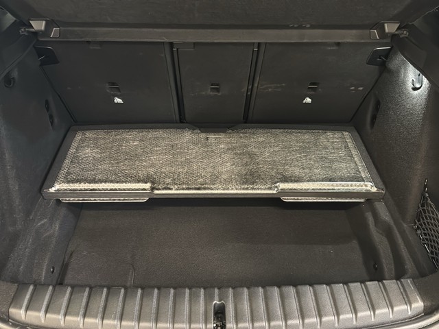 BMW Serie 1 M135i color Negro. Año 2025. 221KW(300CV). Gasolina. En concesionario Enekuri Motor de Vizcaya