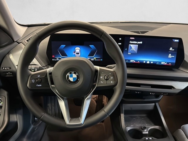 BMW Serie 2 218d Gran Coupe color Gris. Año 2025. 110KW(150CV). Diésel. En concesionario Enekuri Motor de Vizcaya